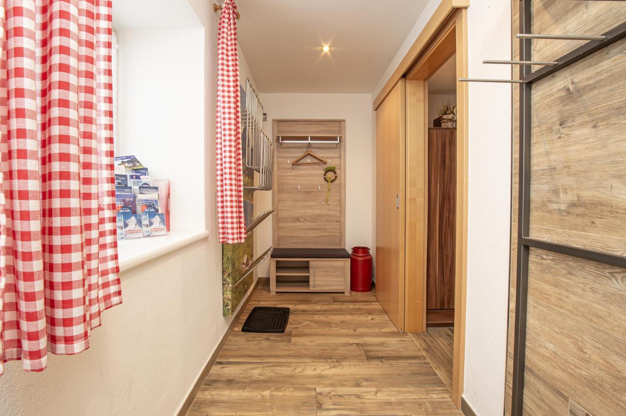 Ferienwohnung Nagelschmied ラートシュタット エクステリア 写真